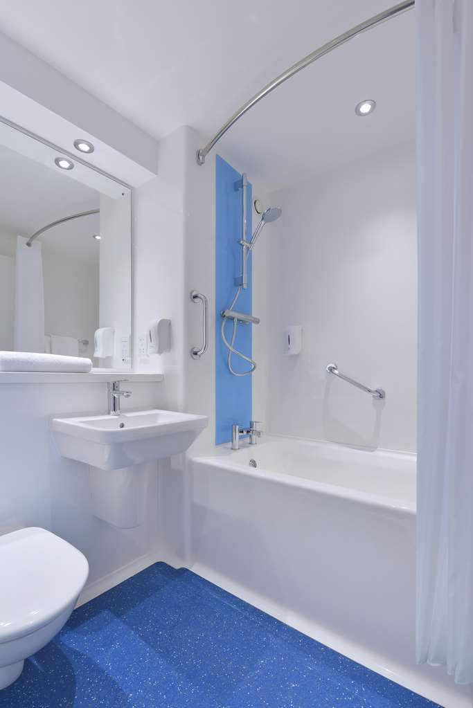 Travelodge ดรอยท์วิช ห้อง รูปภาพ